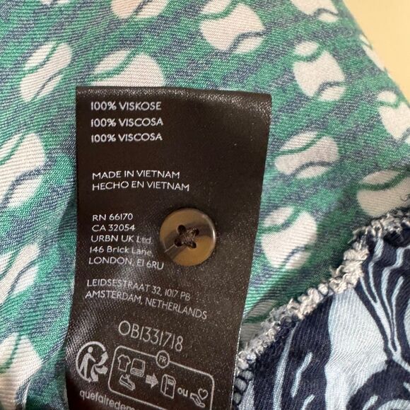 Maeve “The Paz” Printed Buttondown Shirt | Medium | Anthropologie - Picture 9 of 11